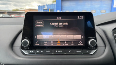 Nissan Qashqai 1.3 DiG-T MH Acenta Premium 5dr Petrol Hatchback